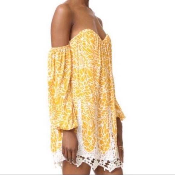 NWT Lovers and Friends - ‘Mosaic Fairy” Yellow and White Printed Crochet Dress - Picture 6 of 15